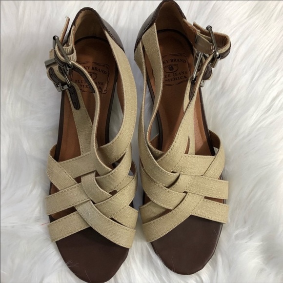 Sandals - Picture 2 of 3